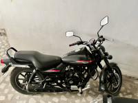 Bajaj Avenger Street 220 2017 Model