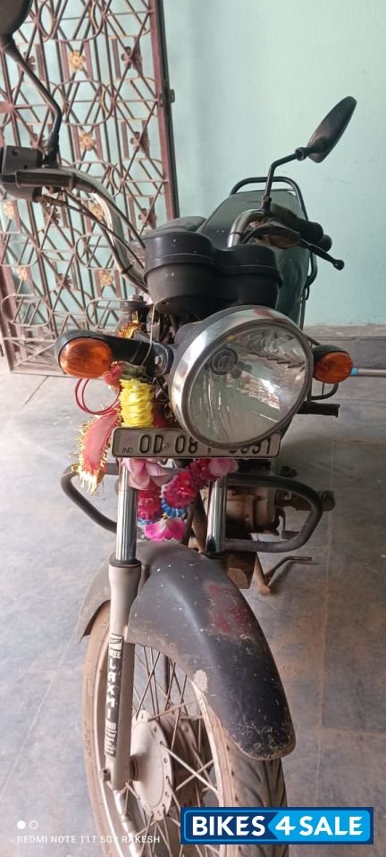 Black Bajaj CT 100B Black Bajaj CT 100B