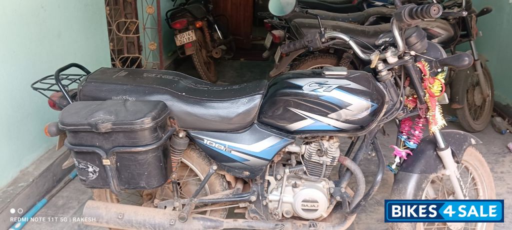 Black Bajaj CT 100B Black Bajaj CT 100B