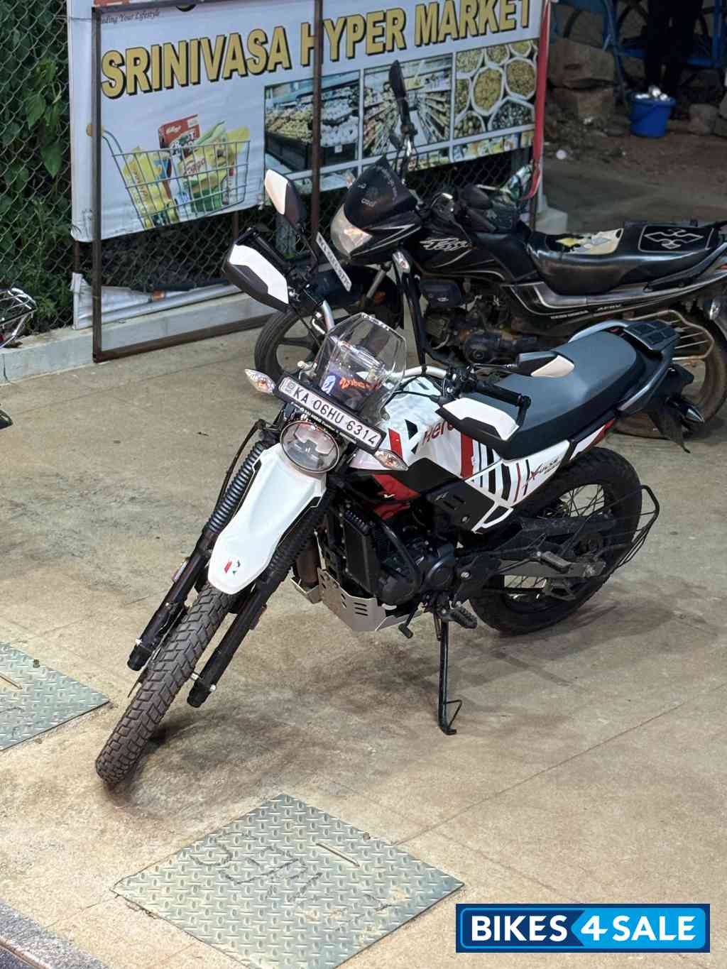 Hero Xpulse 200 4V Pro Hero Xpulse 200 4V Pro