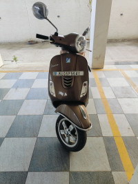 Vespa Elegante 2016 Model