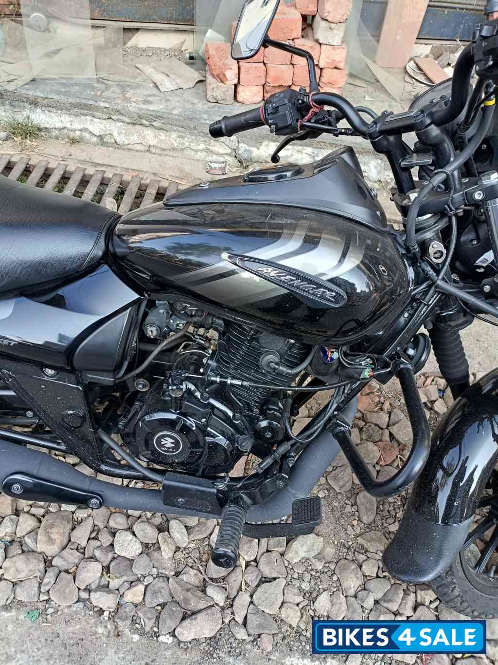 Bajaj Avenger Street 160 BS6 Bajaj Avenger Street 160 BS6