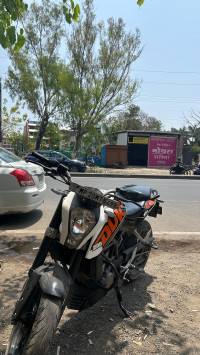 KTM Duke 200