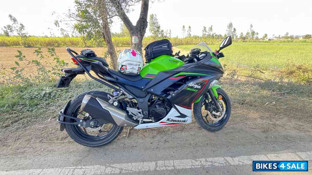 Kawasaki Ninja 300R Kawasaki Ninja 300R