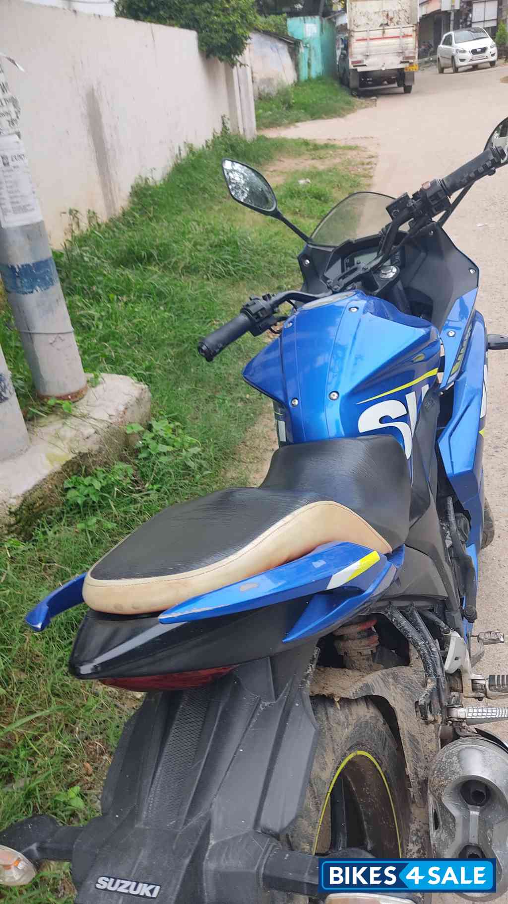 Suzuki Gixxer SF Suzuki Gixxer SF
