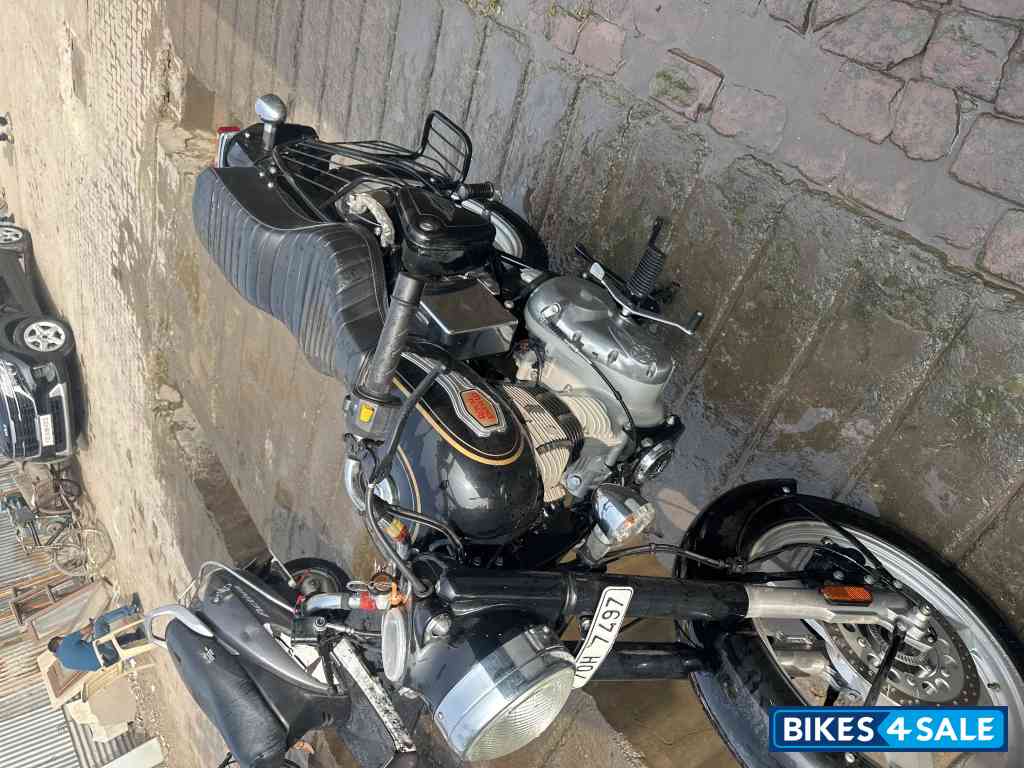 Royal Enfield Bullet Standard 350 Royal Enfield Bullet Standard 350