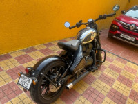 Jawa 42 Bobber Black Mirror