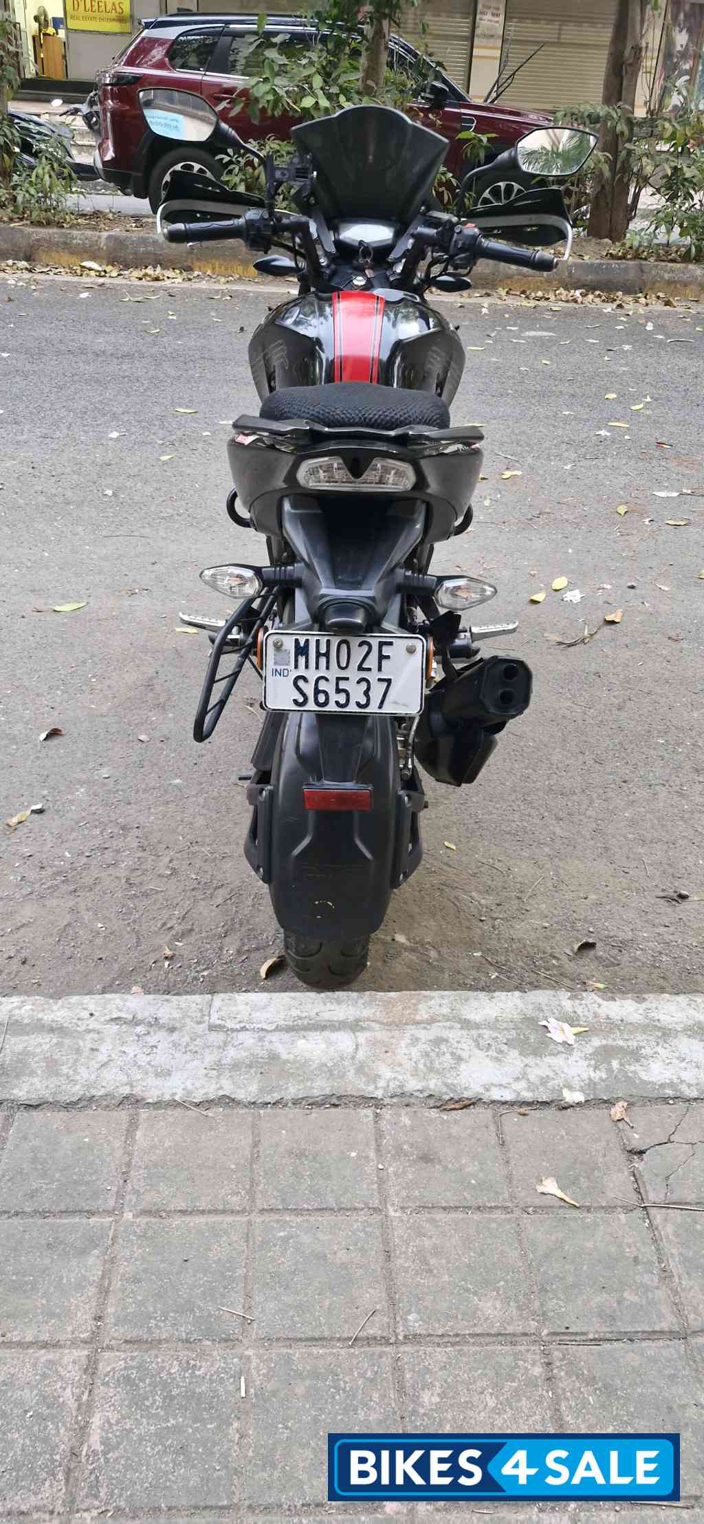 Black TVS Apache RTR 200 4V 2022 Black TVS Apache RTR 200 4V 2022