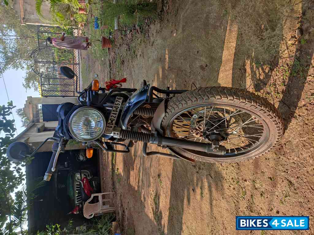 Black Royal Enfield Himalayan Black Royal Enfield Himalayan