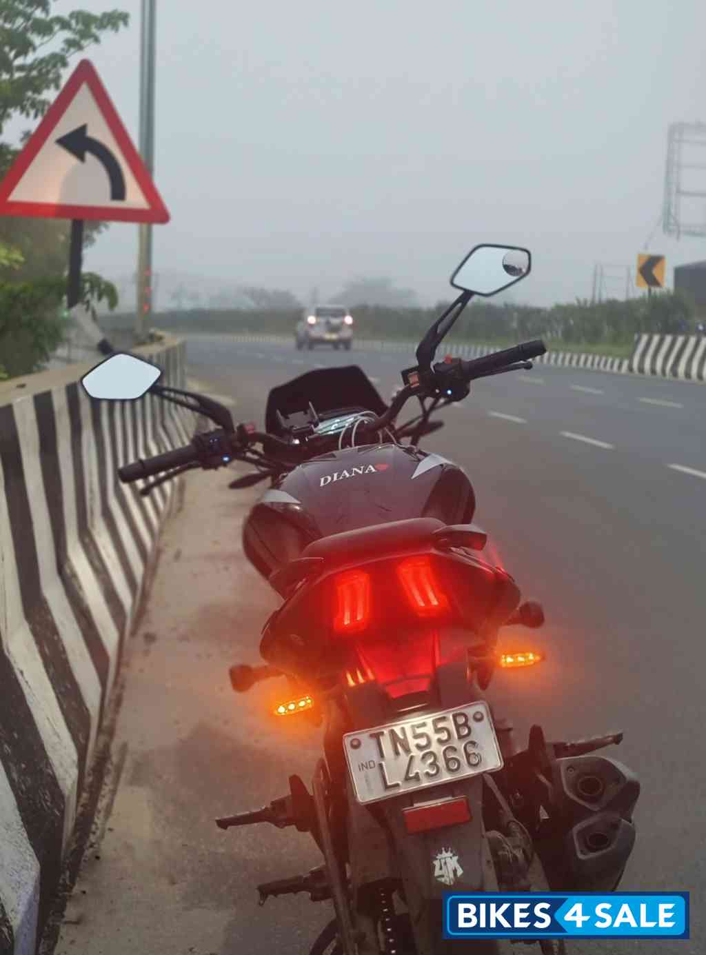 Bajaj Dominar 250
