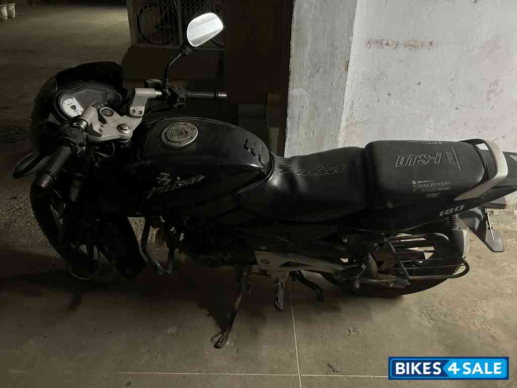 Bajaj Pulsar 180 DTSi Bajaj Pulsar 180 DTSi
