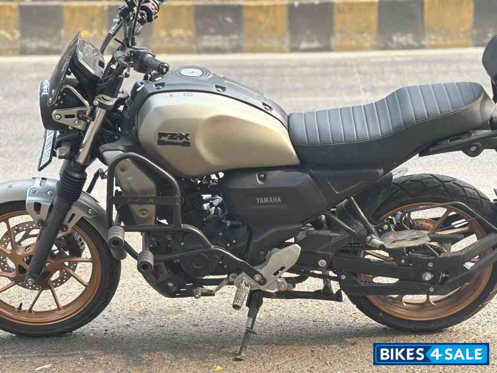 Titanium Yamaha FZ-X Titanium Yamaha FZ-X