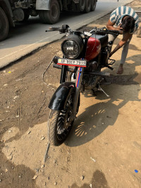 Royal Enfield Classic 350