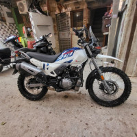 Met Nexus Blue Hero Xpulse 200 4V