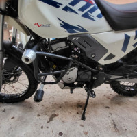 Met Nexus Blue Hero Xpulse 200 4V