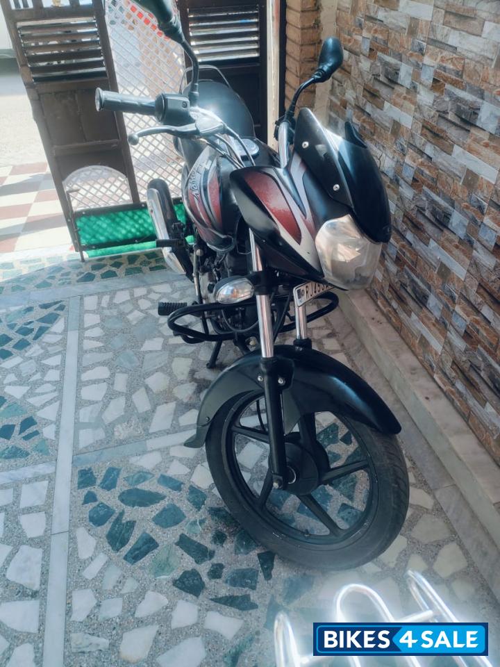 Bajaj Discover 100 Bajaj Discover 100