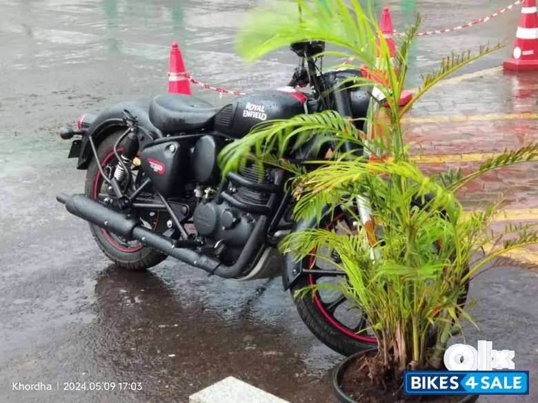 Royal Enfield Classic 350 Dual Channel BS6 Royal Enfield Classic 350 Dual Channel BS6