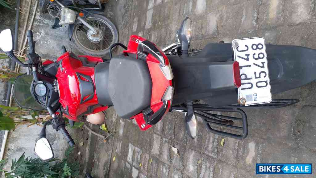 Red Bajaj Pulsar AS 150 Red Bajaj Pulsar AS 150