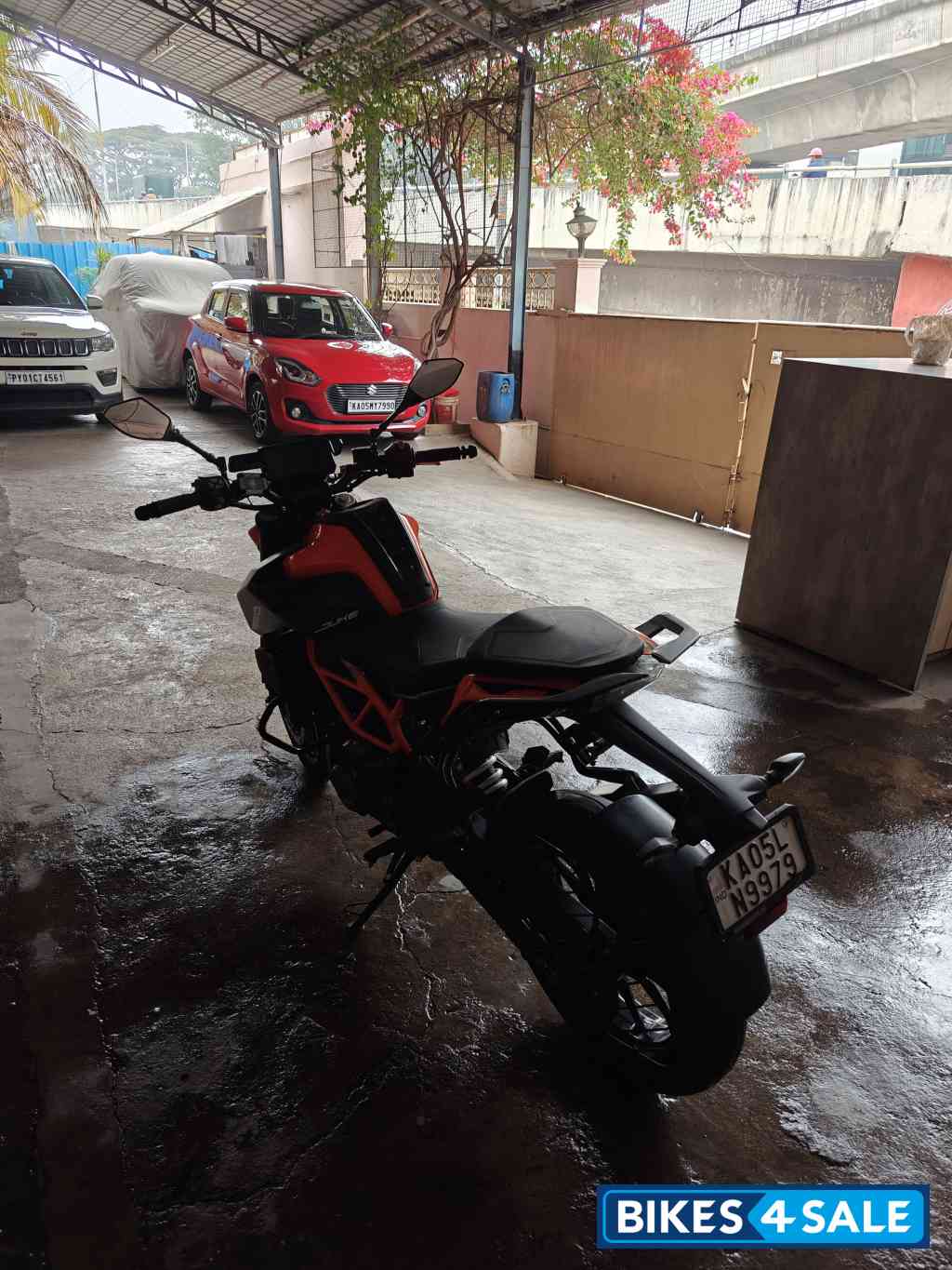 Liquid Metal KTM Duke 390 2022 Liquid Metal KTM Duke 390 2022