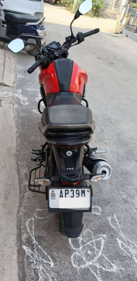 Red TVS Raider Split Seat