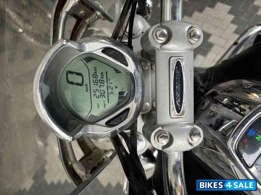 Bajaj Avenger Cruise 220 Bajaj Avenger Cruise 220