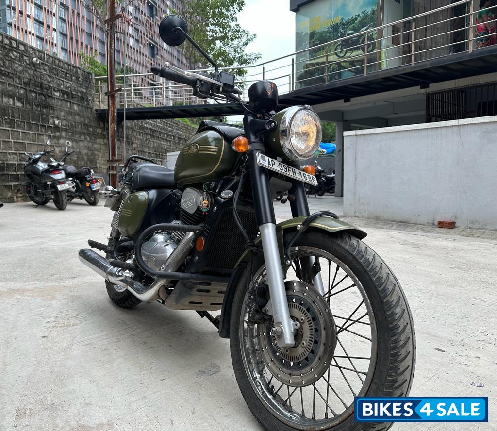 Jawa 42 Dual Tone Jawa 42 Dual Tone