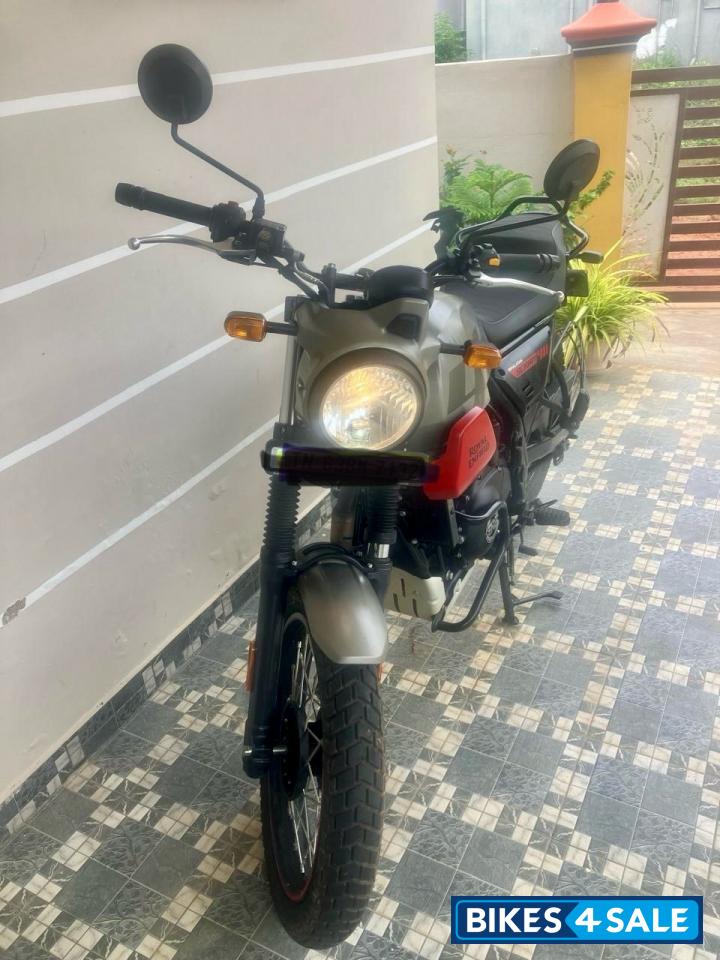 Royal Enfield Scram 411 Royal Enfield Scram 411