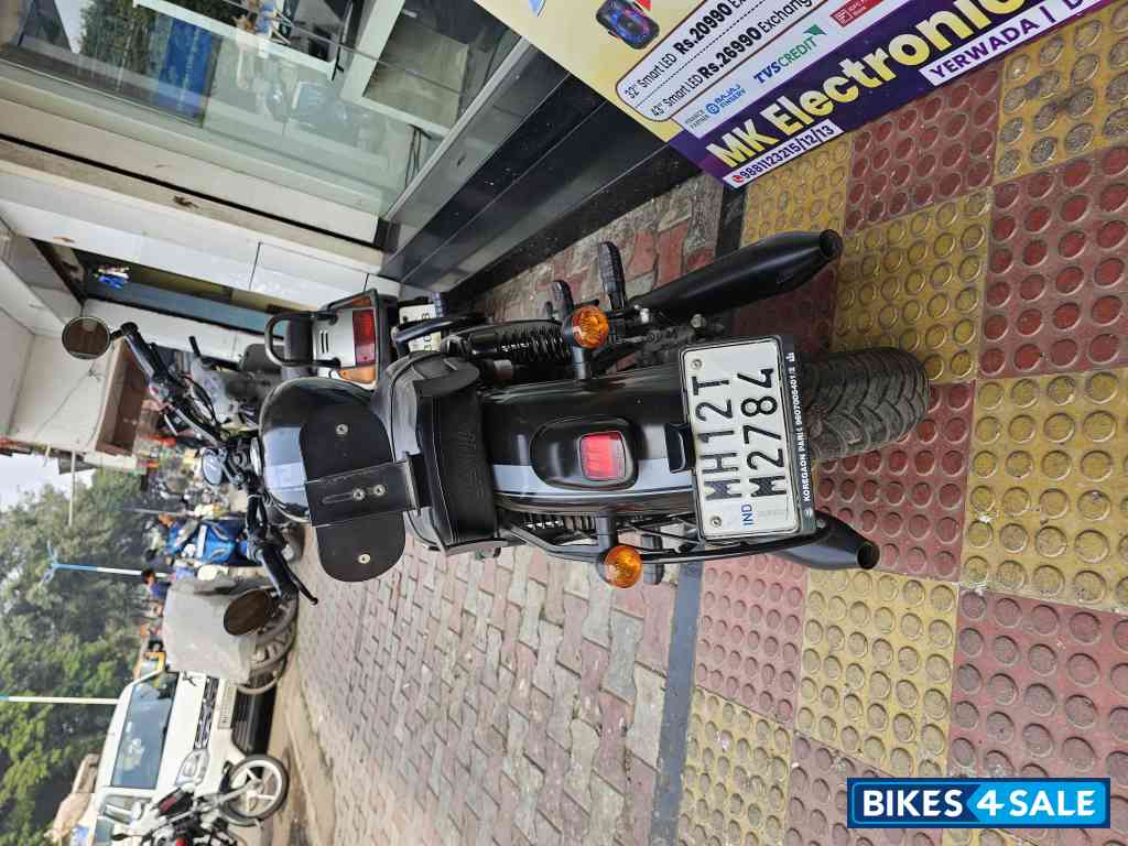 Jawa 42 Dual Channel ABS AllStar Black Jawa 42 Dual Channel ABS AllStar Black