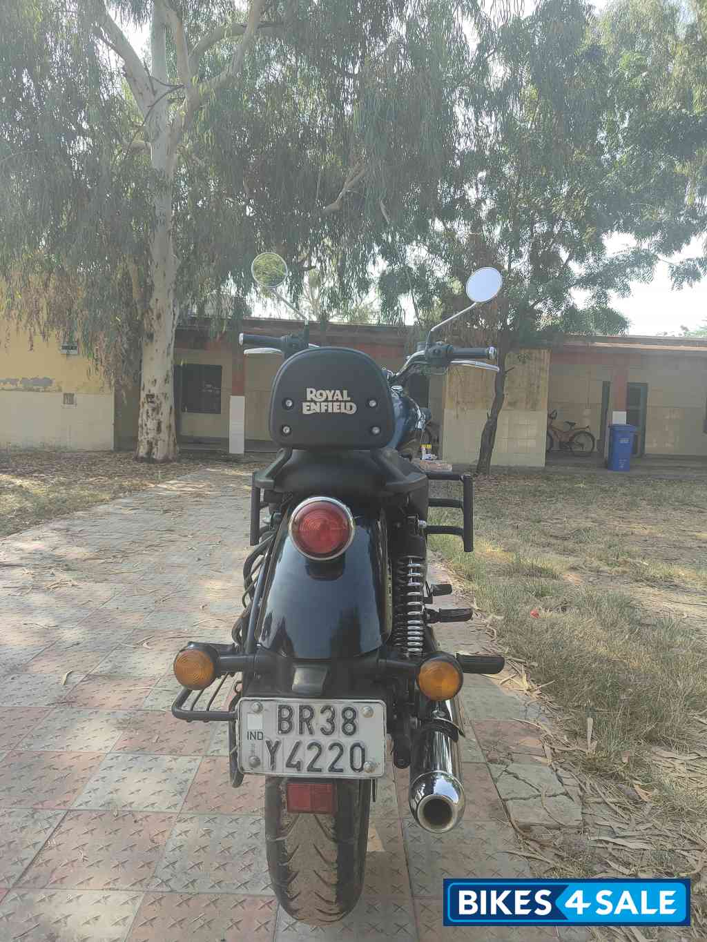 Stellar Blue Royal Enfield Meteor 350 Stellar Stellar Blue Royal Enfield Meteor 350 Stellar