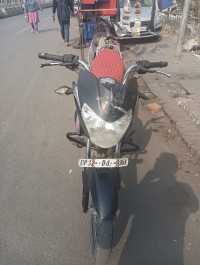 Black Bajaj XCD 135 DTS-Si