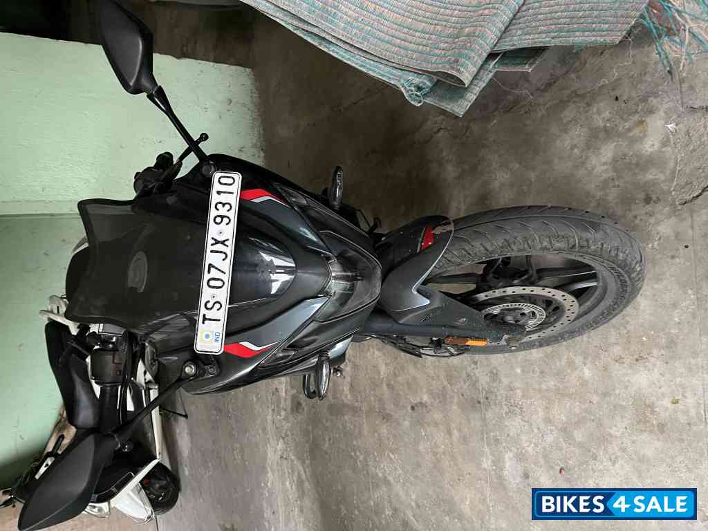 Grey Bajaj Pulsar F250 Grey Bajaj Pulsar F250