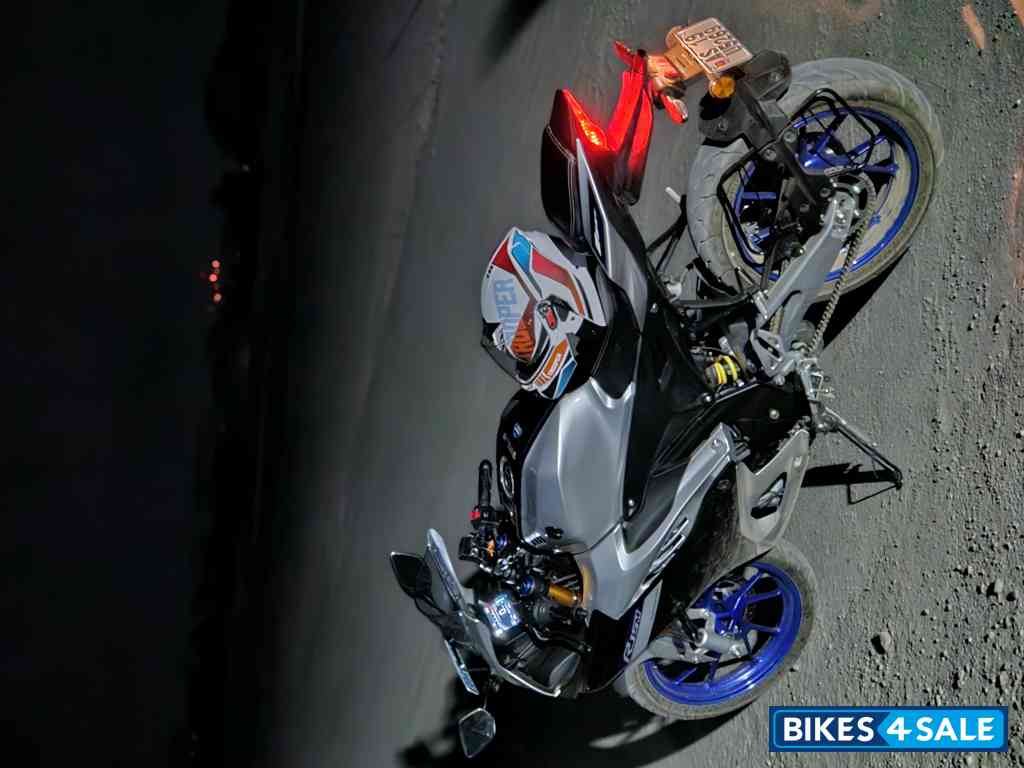 Yamaha R15M Yamaha R15M