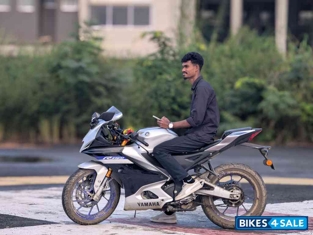 Yamaha R15M Yamaha R15M