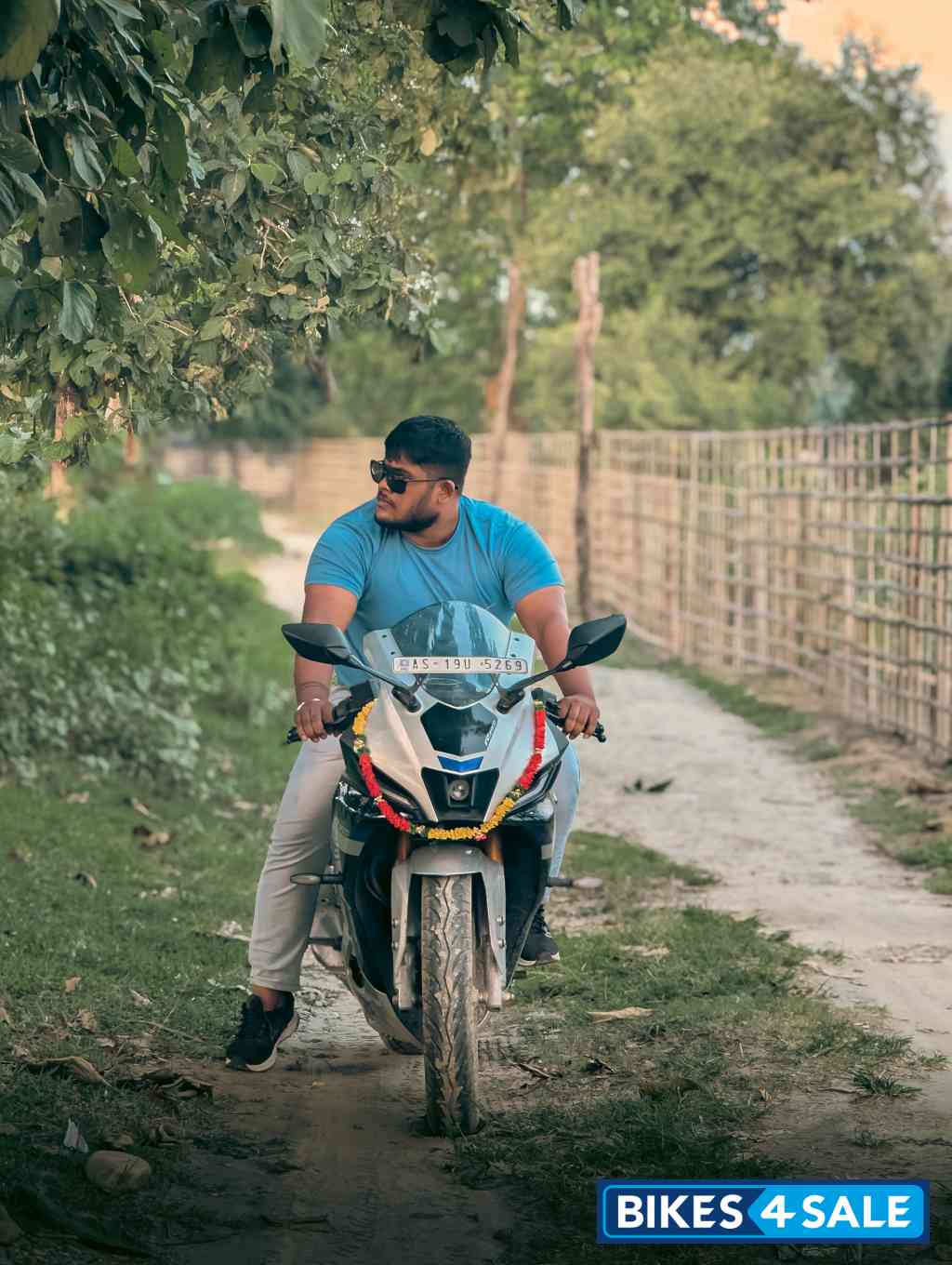 Yamaha R15M Yamaha R15M