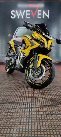 Bajaj Pulsar RS 200 ABS 2016 Model