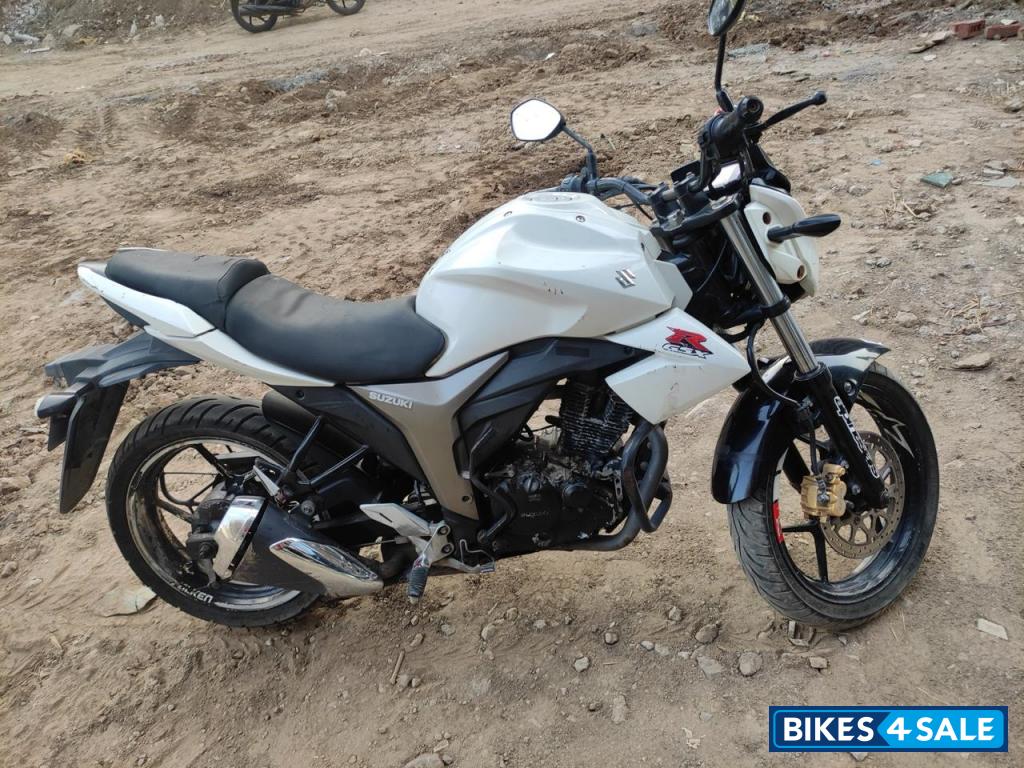 Suzuki Gixxer 150 Suzuki Gixxer 150