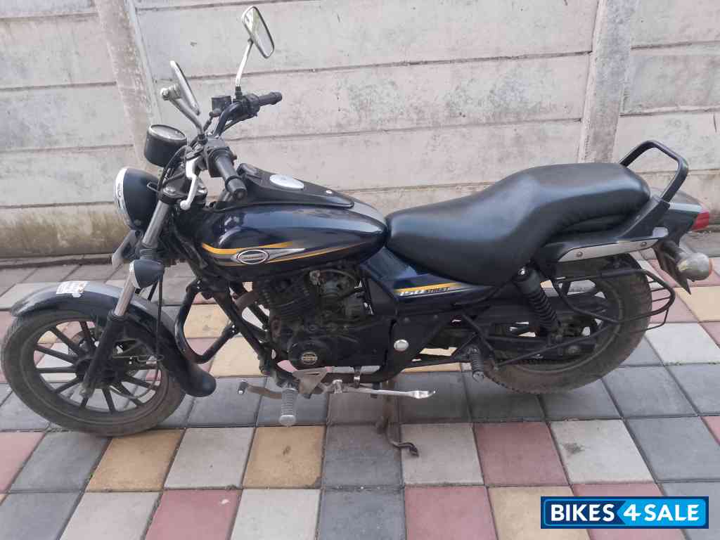 Bajaj Avenger Street 150