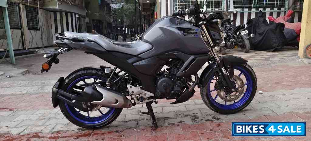 Yamaha FZ1 Yamaha FZ1