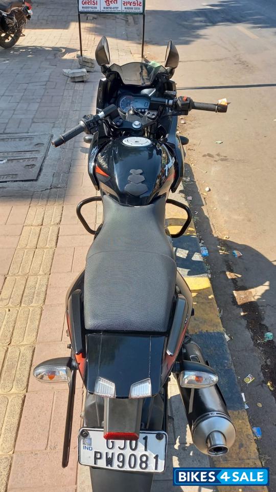 Bajaj Pulsar 220F Bajaj Pulsar 220F