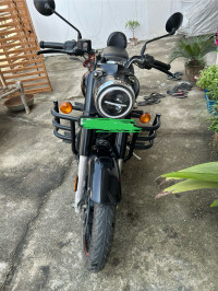 Black Royal Enfield Classic 350 Dual Channel BS6