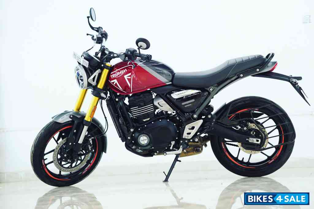 Carnival Red Triumph Speed 400 Carnival Red Triumph Speed 400