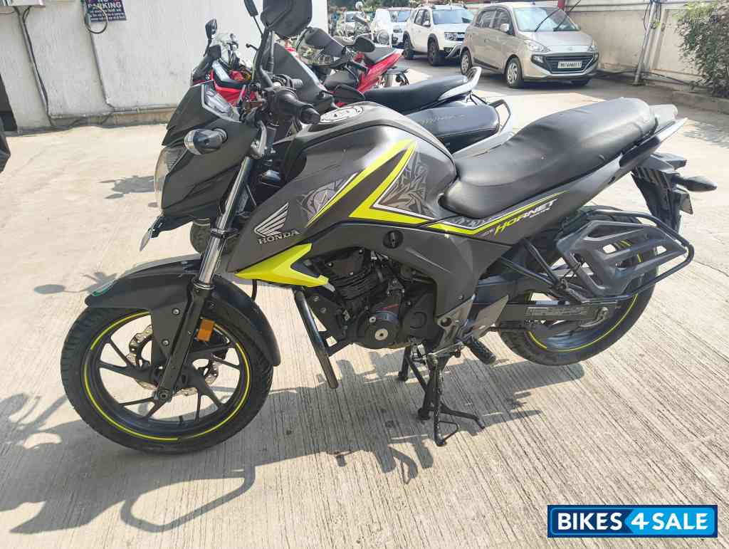 Honda CB Hornet 160R Honda CB Hornet 160R