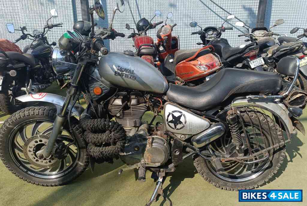 Royal Enfield Thunderbird 350 Royal Enfield Thunderbird 350