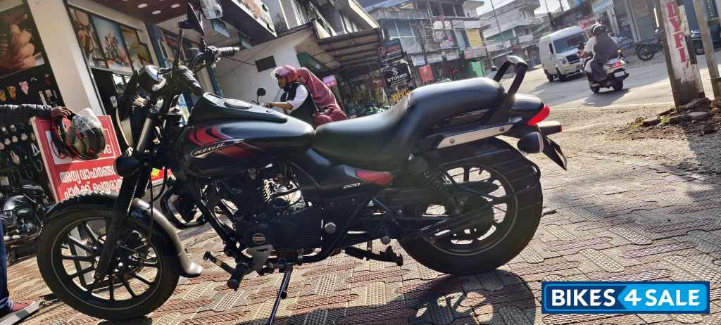 Bajaj Avenger Street 220 Bajaj Avenger Street 220