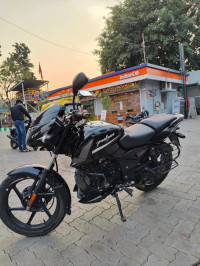 Bajaj Pulsar 125 Split Seat  Model