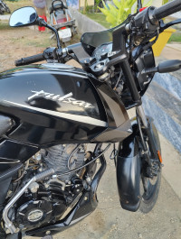 Bajaj Pulsar 125 Split Seat