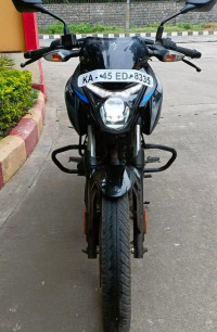 Bajaj Pulsar P150 Twin Disc Split Seat 2023 Model