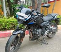 Ebony Black Blue Bajaj Pulsar P150 Twin Disc Split Seat