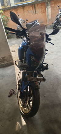Blue Bajaj Dominar 400 Disc