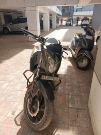 Honda CB Hornet 160R